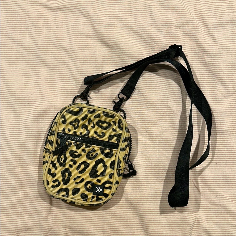 Thread Wallets Crossbody Bag